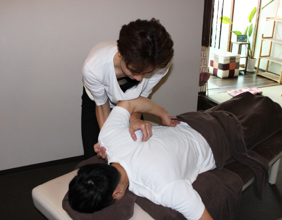 セラピストで働くならダブルワーク可能な癒ごころ